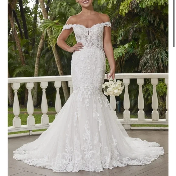 Poshmark top wedding dress